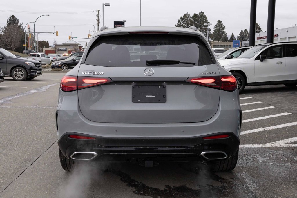 2026 Mercedes-Benz GLC 300 4MATIC in Kamloops, British Columbia - 4 - w1024h768px