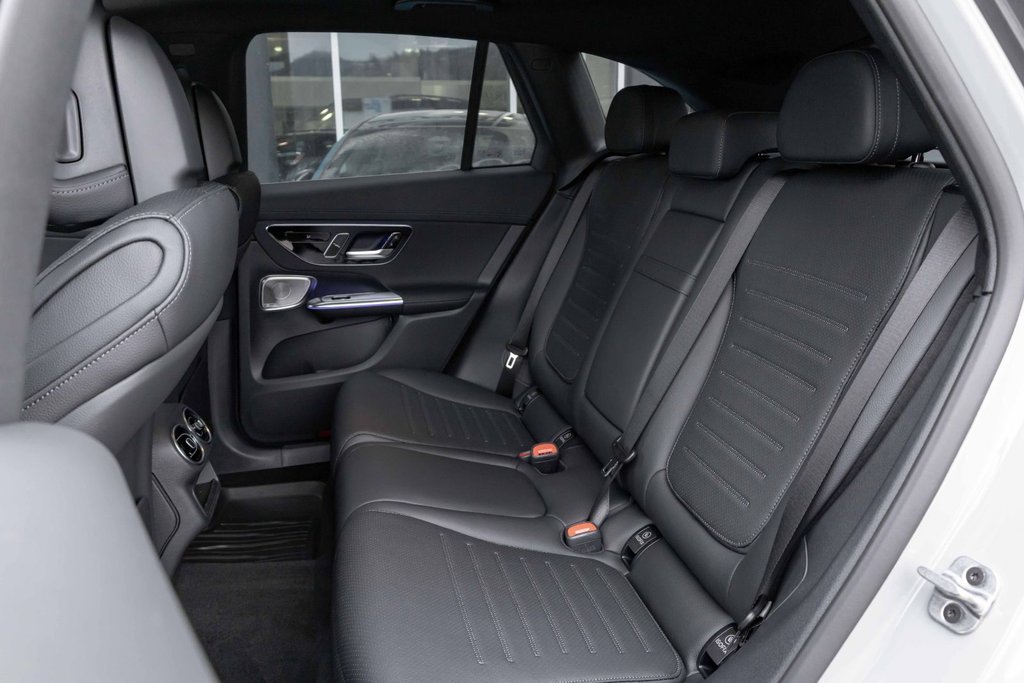 2026 Mercedes-Benz GLC 300 4MATIC in Kamloops, British Columbia - 18 - w1024h768px