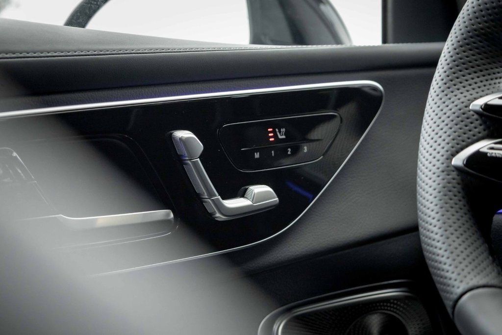 2026 Mercedes-Benz GLC 300 4MATIC in Kamloops, British Columbia - 11 - w1024h768px