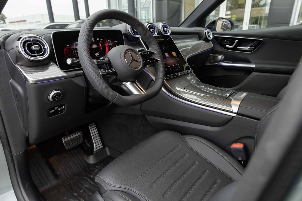 2026 Mercedes-Benz GLC 300 4MATIC in Kamloops, British Columbia - 8 - w1024h768px
