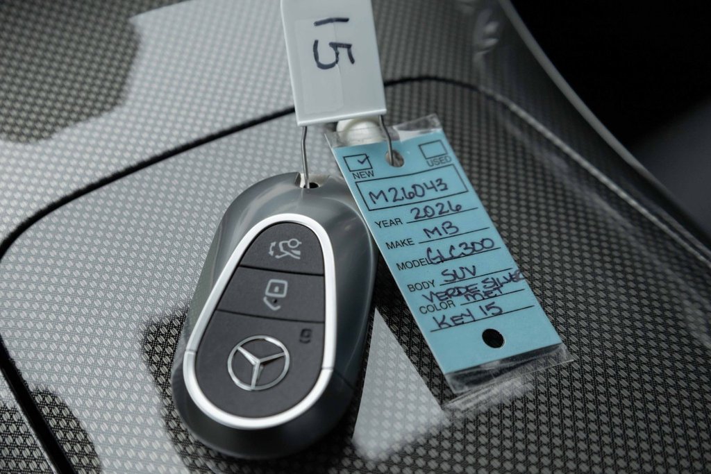 2026 Mercedes-Benz GLC 300 4MATIC in Kamloops, British Columbia - 19 - w1024h768px