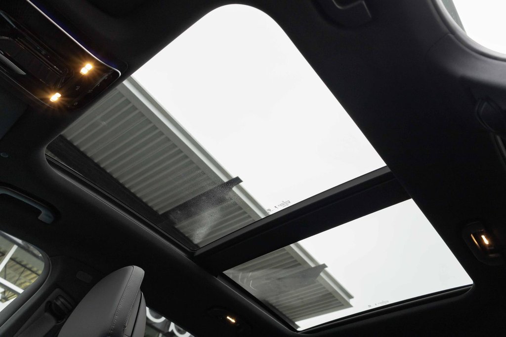 2026 Mercedes-Benz GLC 300 4MATIC in Kamloops, British Columbia - 10 - w1024h768px