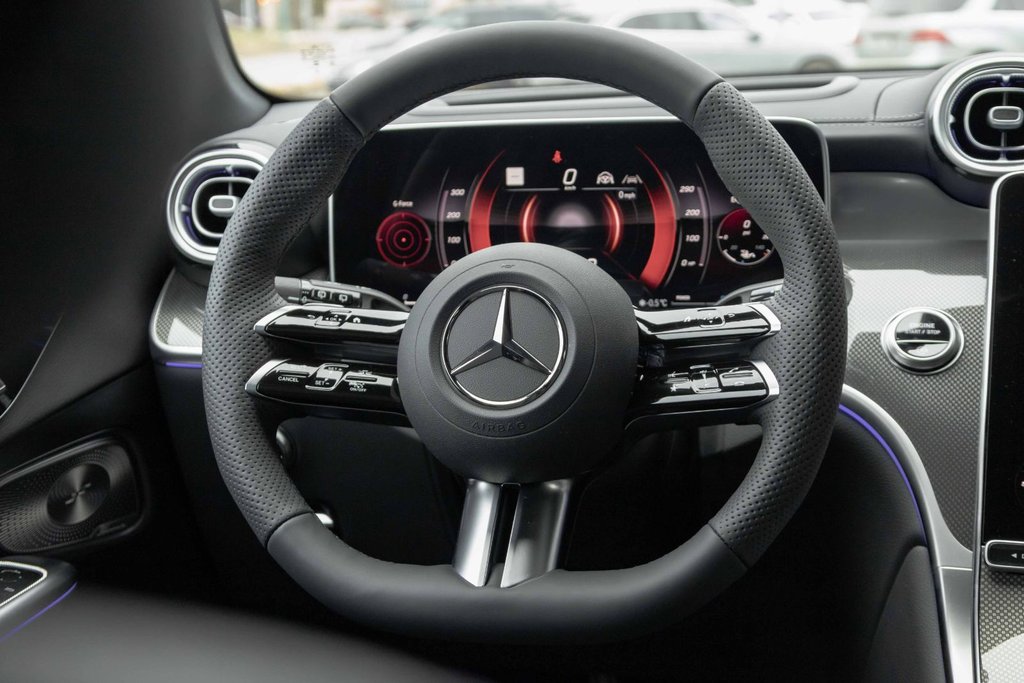 2026 Mercedes-Benz GLC 300 4MATIC in Kamloops, British Columbia - 13 - w1024h768px