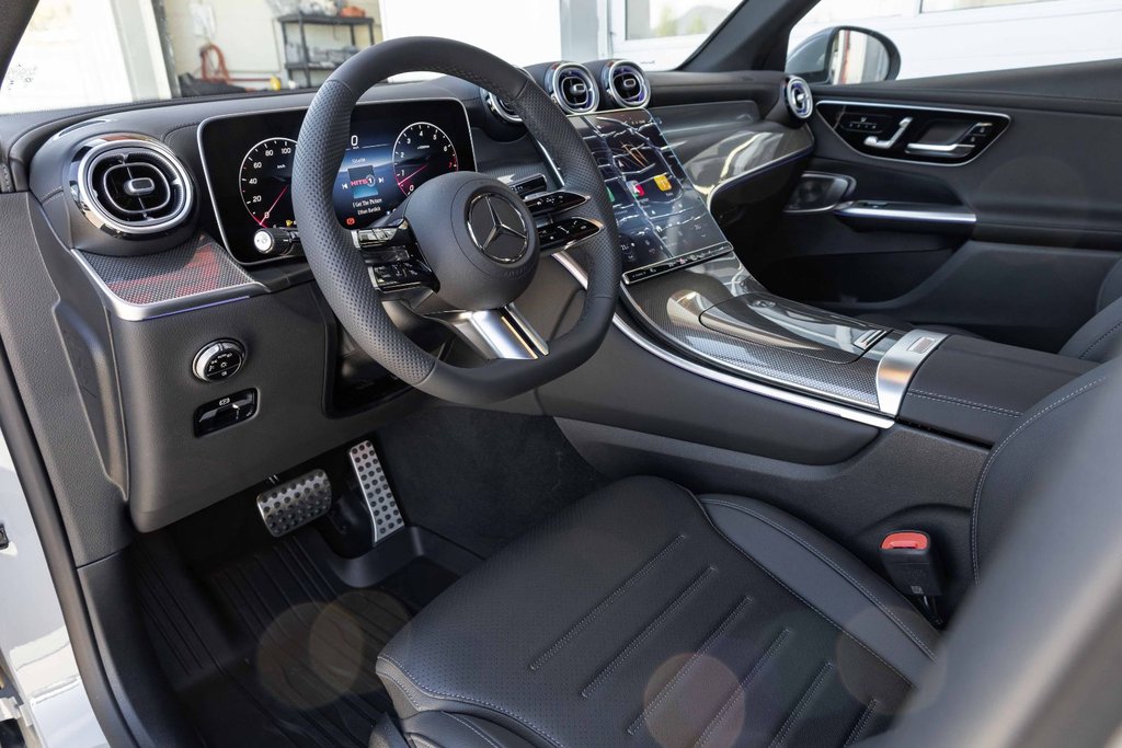 2026 Mercedes-Benz GLC 300 4MATIC SUV in Kamloops, British Columbia - 9 - w1024h768px