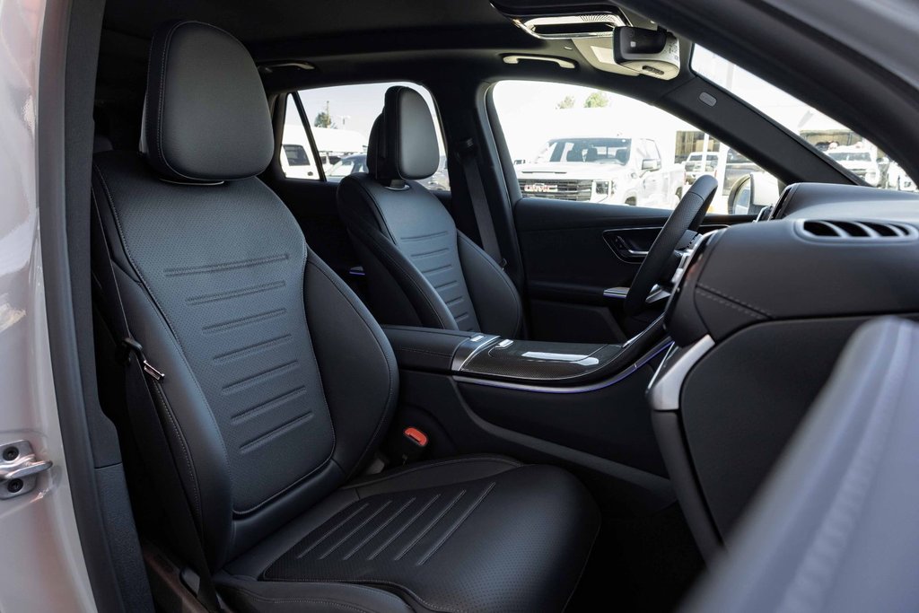 2026 Mercedes-Benz GLC 300 4MATIC SUV in Kamloops, British Columbia - 10 - w1024h768px