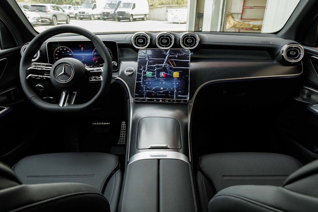 2026 Mercedes-Benz GLC 300 4MATIC SUV in Kamloops, British Columbia - 18 - w1024h768px