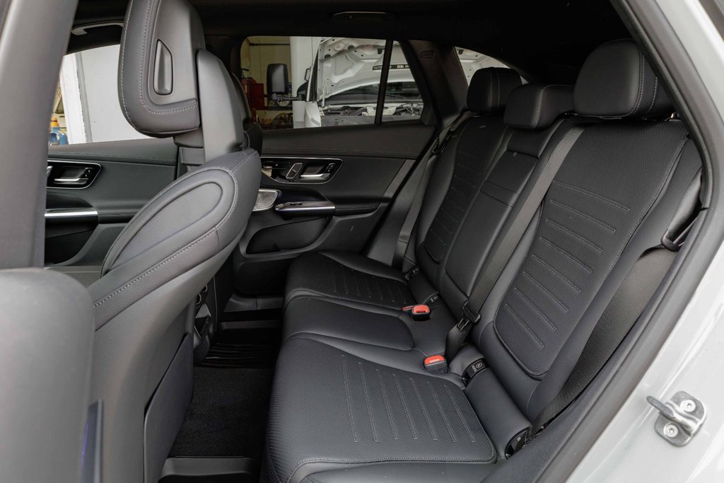 2026 Mercedes-Benz GLC 300 4MATIC SUV in Kamloops, British Columbia - 22 - w1024h768px