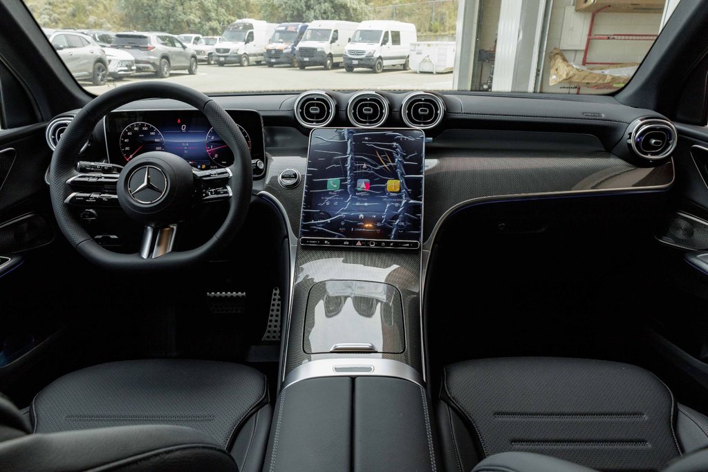 2026 Mercedes-Benz GLC 300 4MATIC SUV in Kamloops, British Columbia - 18 - w1024h768px