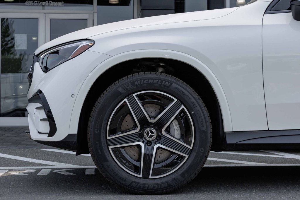 2026 Mercedes-Benz GLC 300 4MATIC SUV in Kamloops, British Columbia - 7 - w1024h768px