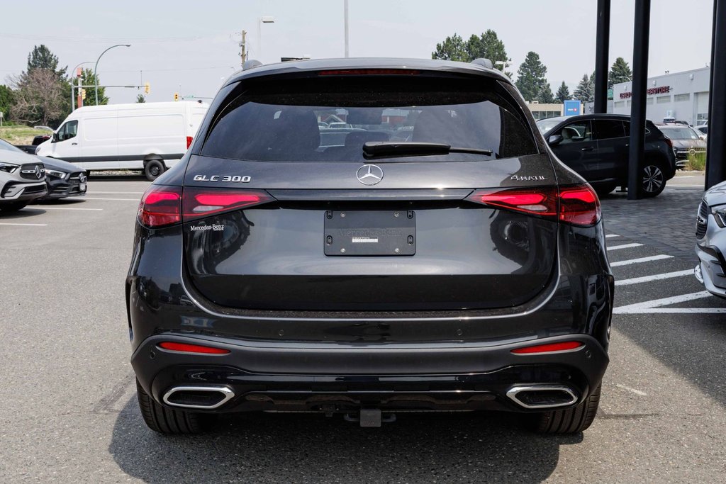 2026 Mercedes-Benz GLC 300 4MATIC SUV in Kamloops, British Columbia - 4 - w1024h768px
