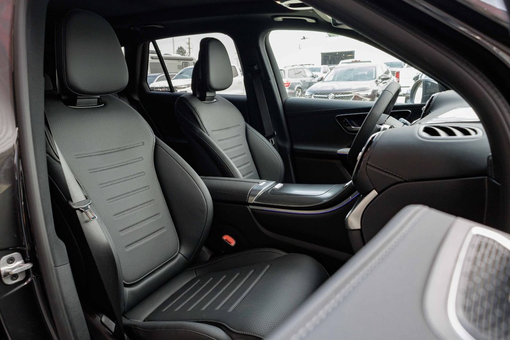 2026 Mercedes-Benz GLC 300 4MATIC SUV in Kamloops, British Columbia - 19 - w1024h768px
