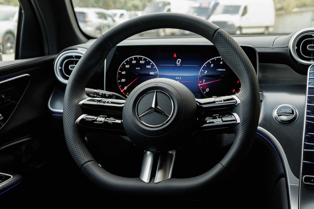 2026 Mercedes-Benz GLC 300 4MATIC SUV in Kamloops, British Columbia - 11 - w1024h768px