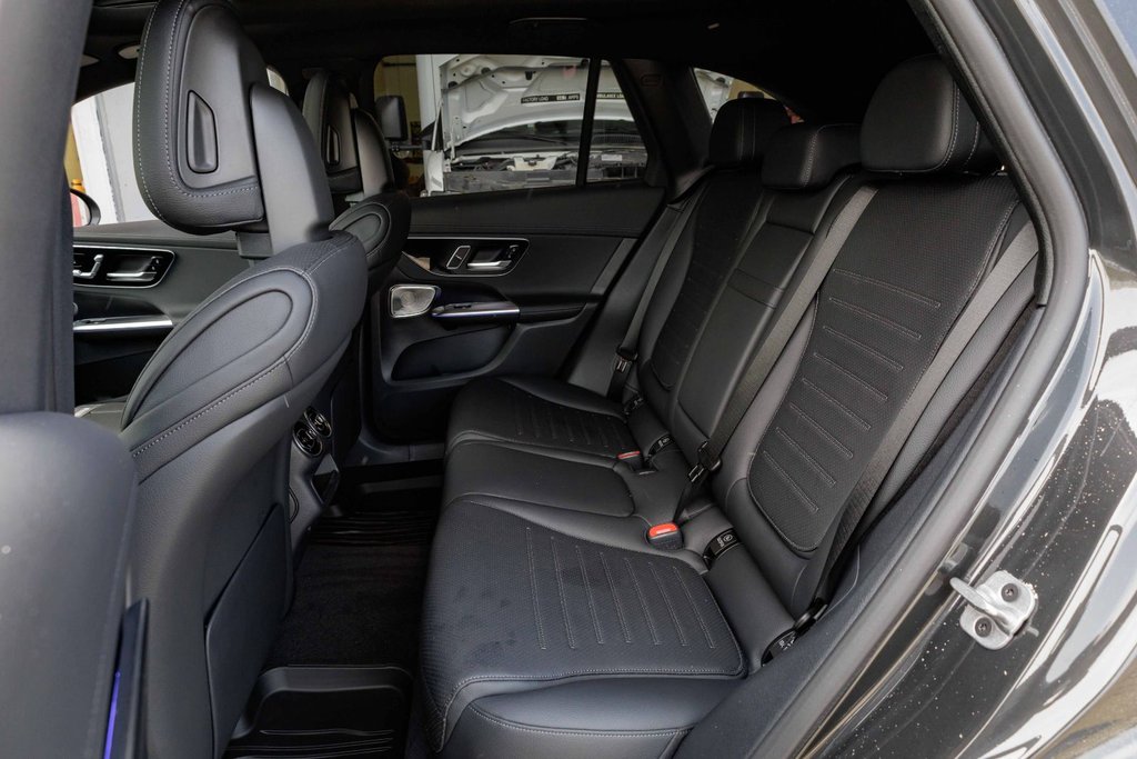 2026 Mercedes-Benz GLC 300 4MATIC SUV in Kamloops, British Columbia - 21 - w1024h768px