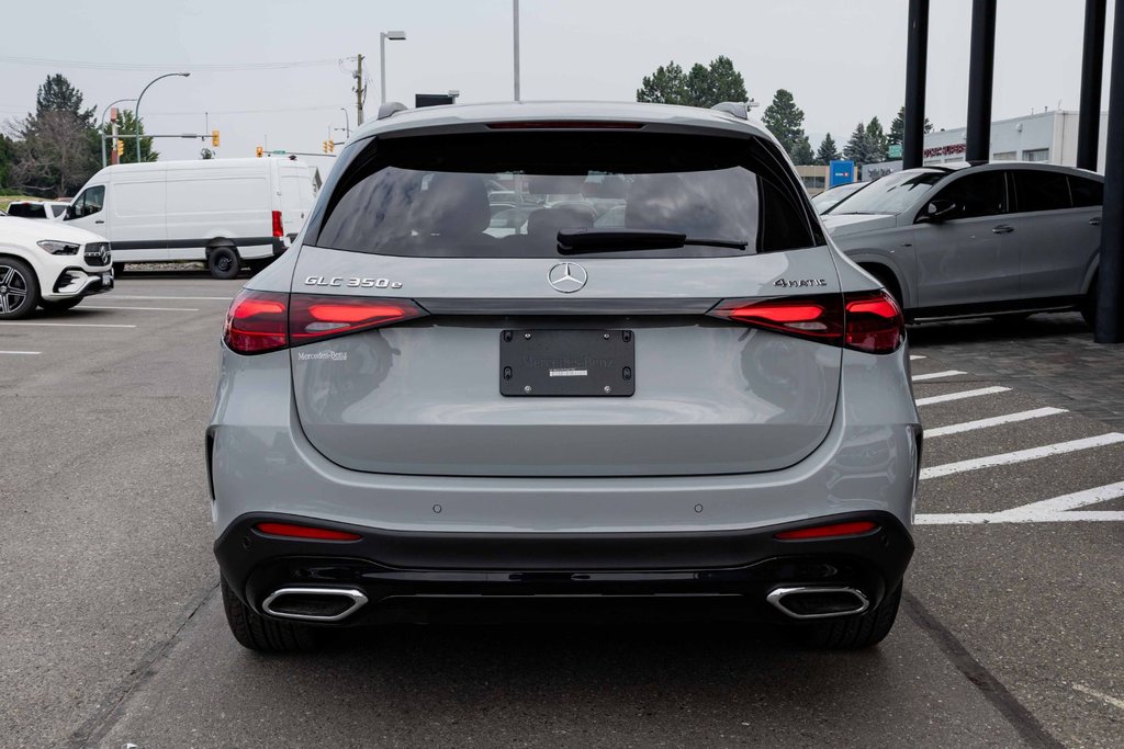 2026 Mercedes-Benz GLC 350e 4MATIC SUV in Kamloops, British Columbia - 4 - w1024h768px