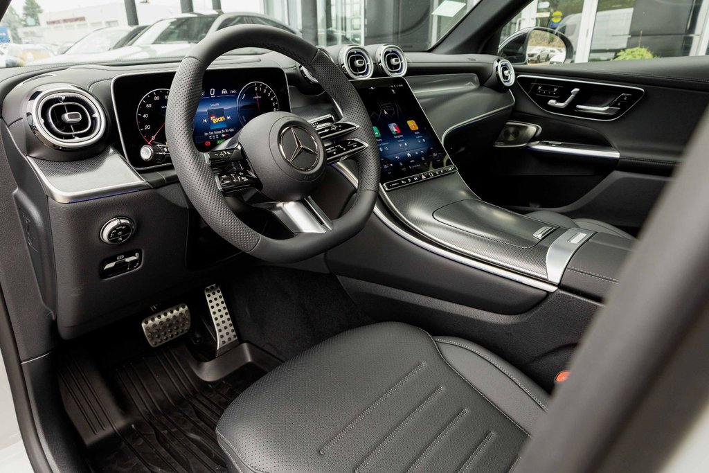 2026 Mercedes-Benz GLC 350e 4MATIC SUV in Kamloops, British Columbia - 10 - w1024h768px