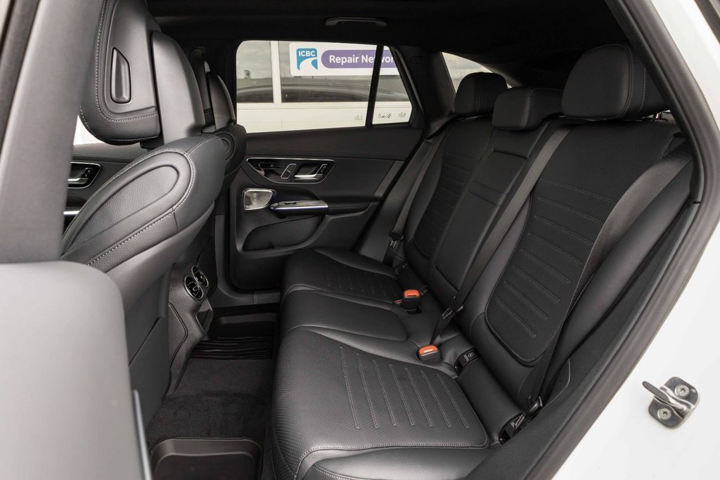 2026 Mercedes-Benz GLC 350e 4MATIC SUV in Kamloops, British Columbia - 22 - w1024h768px