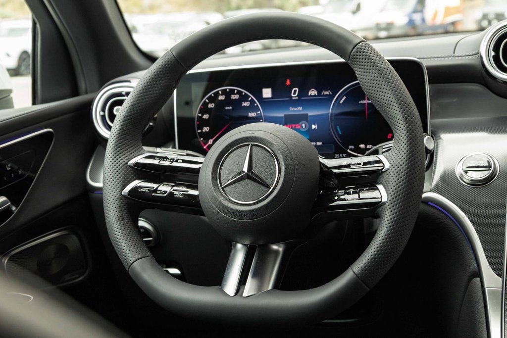 2026 Mercedes-Benz GLC 350e 4MATIC SUV in Kamloops, British Columbia - 15 - w1024h768px
