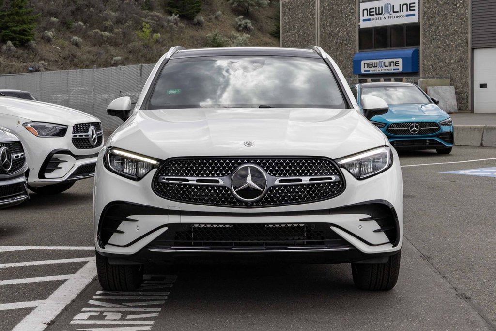 2026 Mercedes-Benz GLC 350e 4MATIC SUV in Kamloops, British Columbia - 2 - w1024h768px