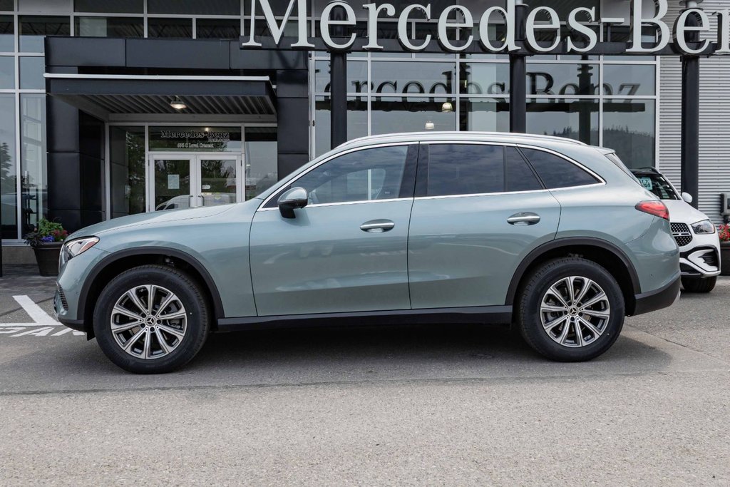 2026 Mercedes-Benz GLC 300 4MATIC SUV in Kamloops, British Columbia - 6 - w1024h768px