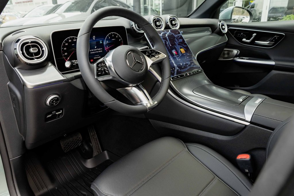 2026 Mercedes-Benz GLC 300 4MATIC SUV in Kamloops, British Columbia - 9 - w1024h768px