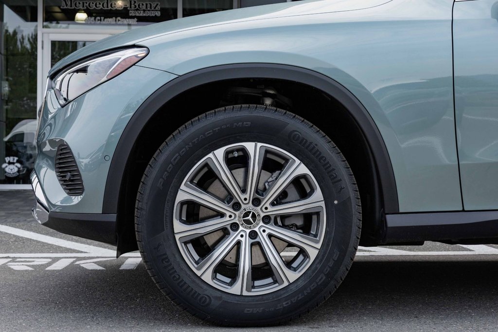 2026 Mercedes-Benz GLC 300 4MATIC SUV in Kamloops, British Columbia - 7 - w1024h768px