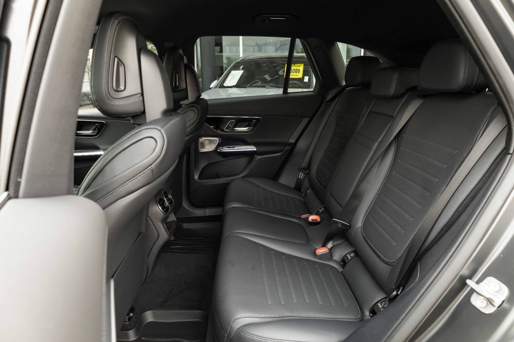 2026 Mercedes-Benz GLC 300 4MATIC SUV in Kamloops, British Columbia - 21 - w1024h768px