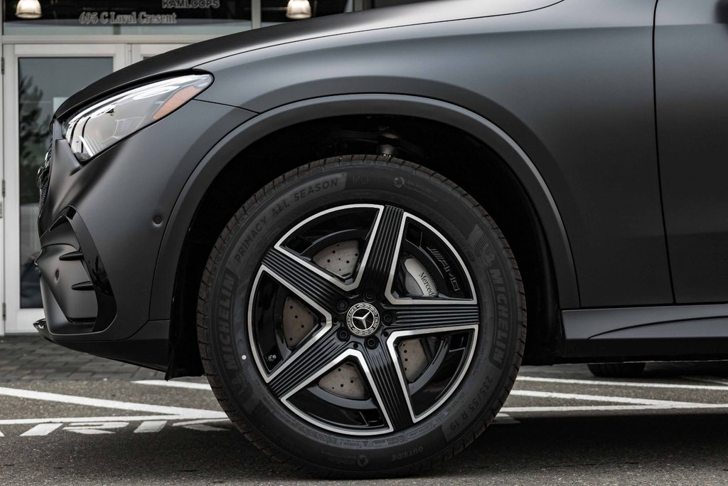 2026 Mercedes-Benz GLC 300 4MATIC SUV in Kamloops, British Columbia - 7 - w1024h768px