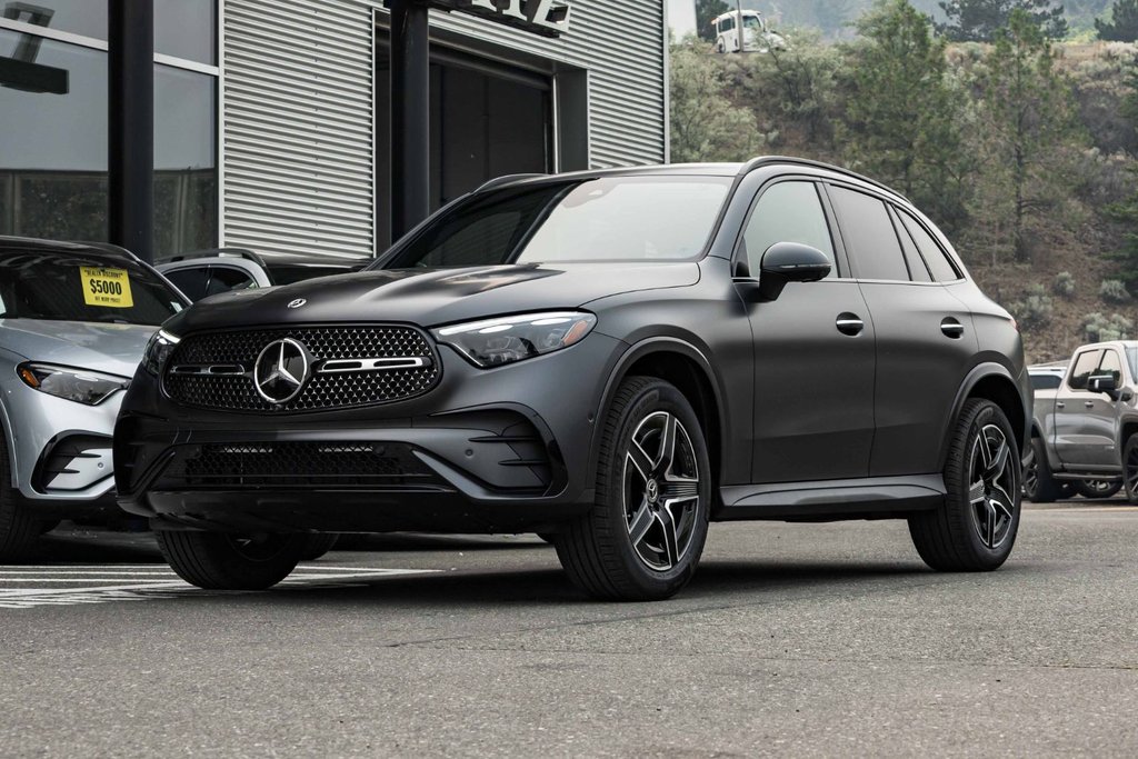 2026 Mercedes-Benz GLC 300 4MATIC SUV in Kamloops, British Columbia - 1 - w1024h768px