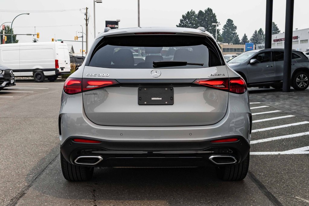 2026 Mercedes-Benz GLC 300 4MATIC SUV in Kamloops, British Columbia - 4 - w1024h768px