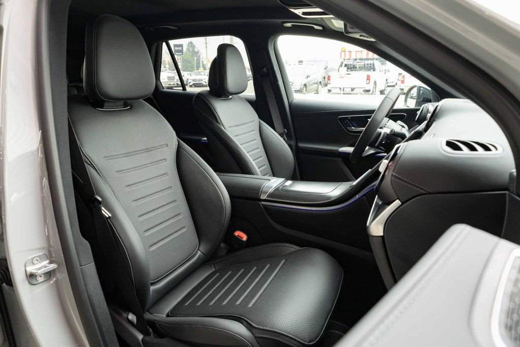 2026 Mercedes-Benz GLC 300 4MATIC SUV in Kamloops, British Columbia - 19 - w1024h768px