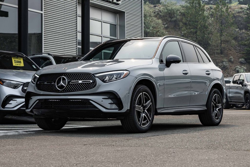 2026 Mercedes-Benz GLC 300 4MATIC SUV in Kamloops, British Columbia - 1 - w1024h768px