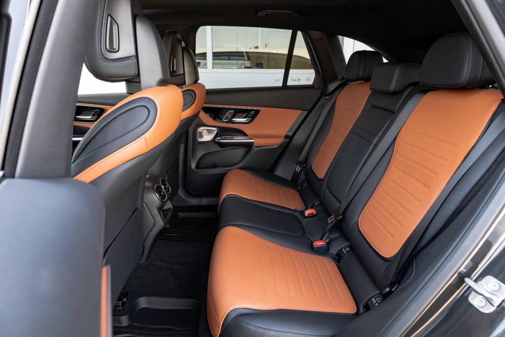 2026 Mercedes-Benz GLC 300 4MATIC SUV in Kamloops, British Columbia - 21 - w1024h768px
