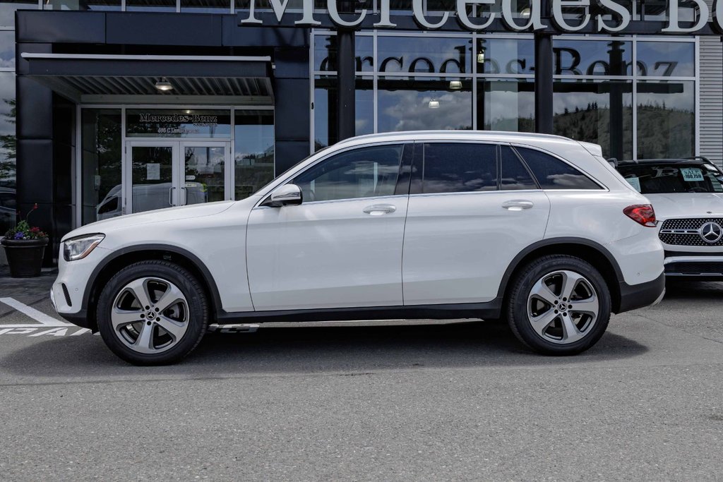 2021 Mercedes-Benz GLC300 4MATIC SUV in Kamloops, British Columbia - 6 - w1024h768px