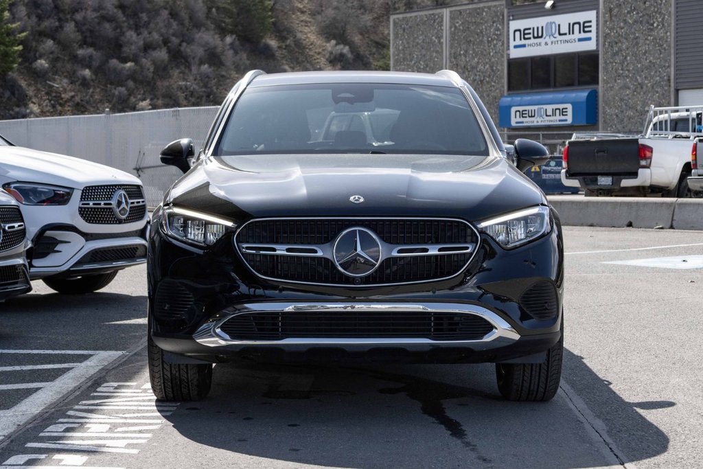 2025 Mercedes-Benz GLC300 4MATIC SUV in Kamloops, British Columbia - 2 - w1024h768px