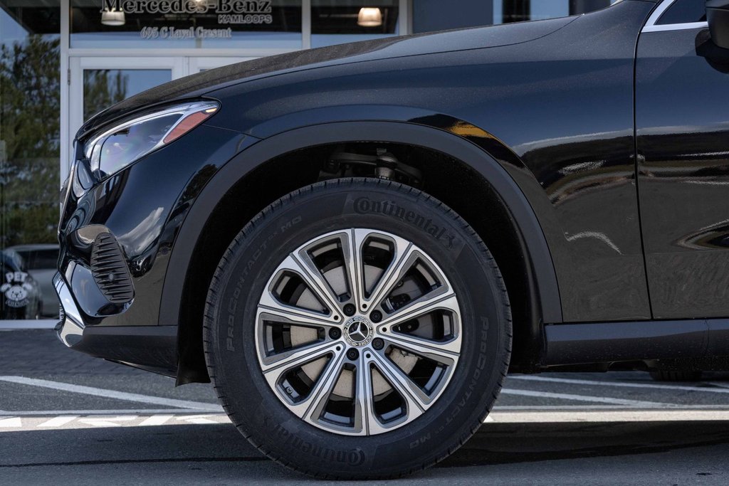 2025 Mercedes-Benz GLC300 4MATIC SUV in Kamloops, British Columbia - 7 - w1024h768px