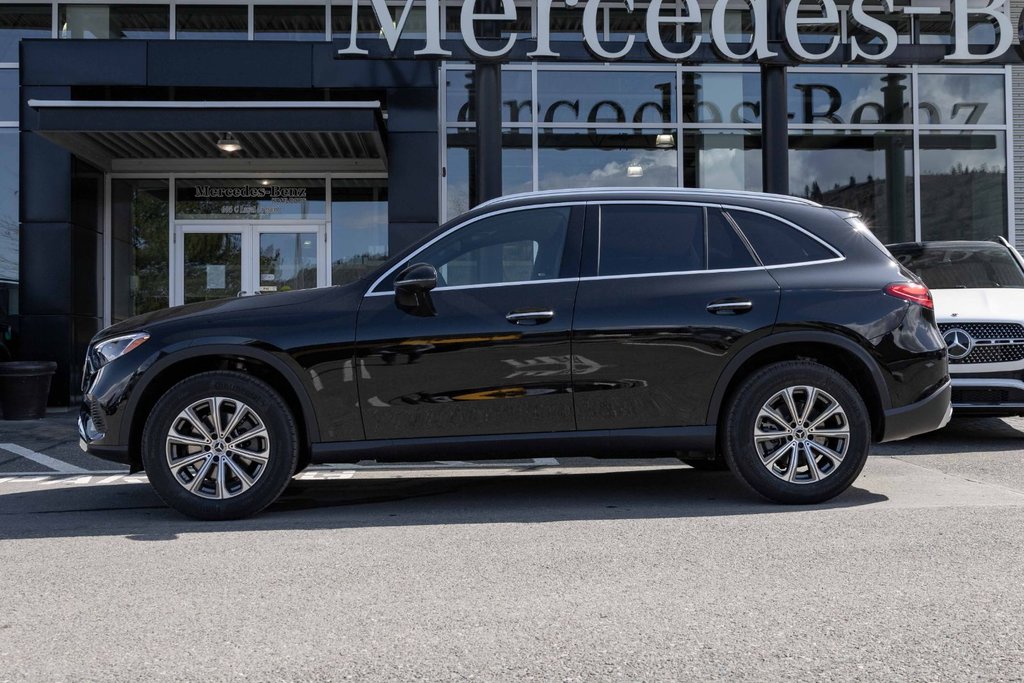 2025 Mercedes-Benz GLC300 4MATIC SUV in Kamloops, British Columbia - 6 - w1024h768px