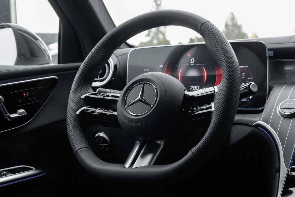 2025 Mercedes-Benz GLC300 4MATIC SUV in Kamloops, British Columbia - 13 - w1024h768px