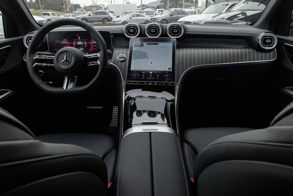 2025 Mercedes-Benz GLC300 4MATIC SUV in Kamloops, British Columbia - 16 - w1024h768px
