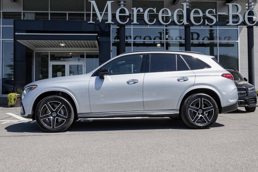2025 Mercedes-Benz GLC300 4MATIC SUV in Kamloops, British Columbia - 6 - w1024h768px