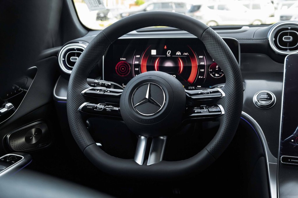 2026 Mercedes-Benz GLC300 in Kamloops, British Columbia - 13 - w1024h768px