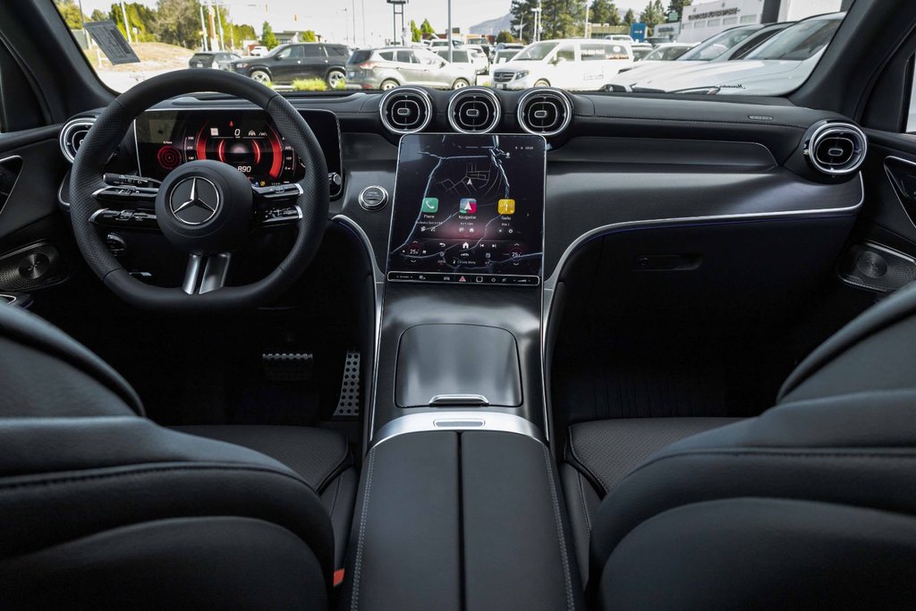 2026 Mercedes-Benz GLC300 in Kamloops, British Columbia - 17 - w1024h768px