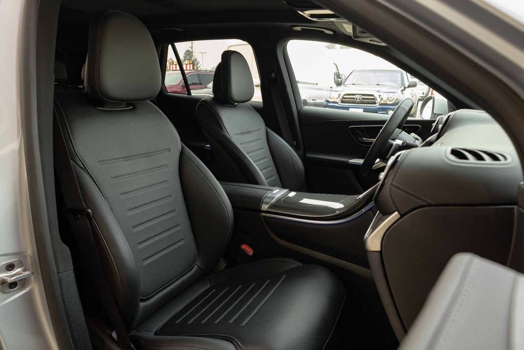 2026 Mercedes-Benz GLC300 4MATIC SUV in Kamloops, British Columbia - 19 - w1024h768px