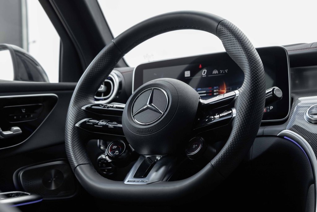 2024 Mercedes-Benz GLC43 AMG 4MATIC+ SUV in Kamloops, British Columbia - 14 - w1024h768px