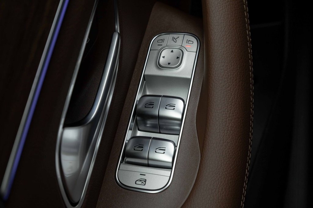 2026 Mercedes-Benz GLE 350 4MATIC in Kamloops, British Columbia - 12 - w1024h768px