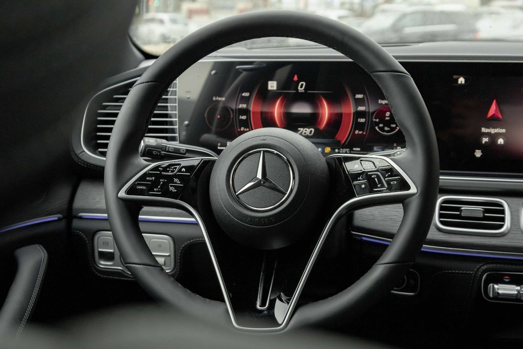 2026 Mercedes-Benz GLE 450 4MATIC in Kamloops, British Columbia - 13 - w1024h768px