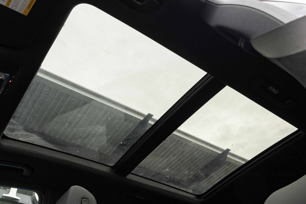 2026 Mercedes-Benz GLE 450 4MATIC SUV in Kamloops, British Columbia - 10 - w1024h768px