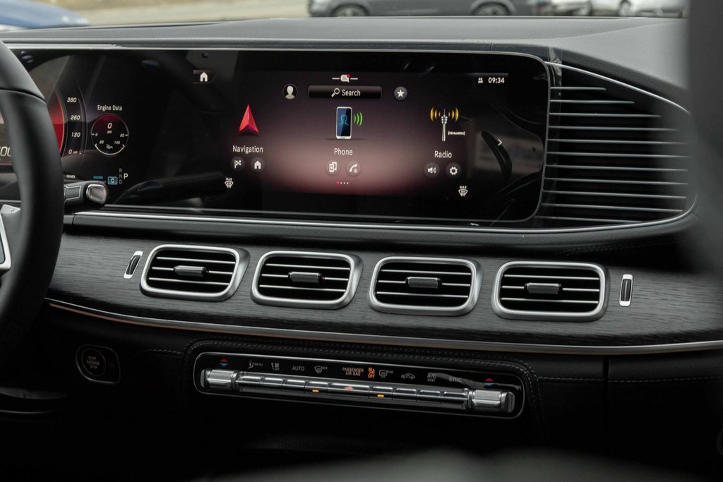 2026 Mercedes-Benz GLE 450 4MATIC SUV in Kamloops, British Columbia - 15 - w1024h768px