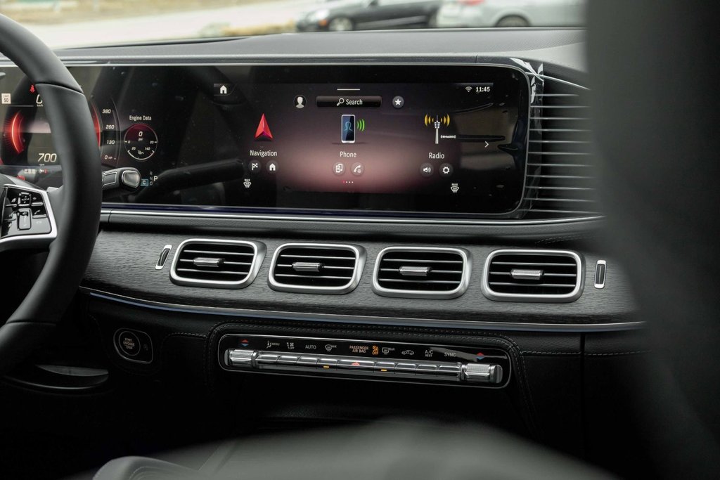 2026 Mercedes-Benz GLE 450 4MATIC in Kamloops, British Columbia - 15 - w1024h768px