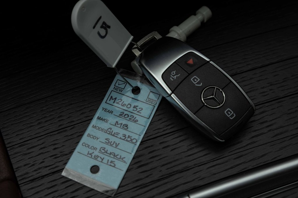 2026 Mercedes-Benz GLE 350 4MATIC SUV in Kamloops, British Columbia - 22 - w1024h768px