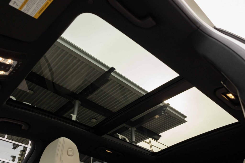 2026 Mercedes-Benz GLE 350 4MATIC SUV in Kamloops, British Columbia - 10 - w1024h768px